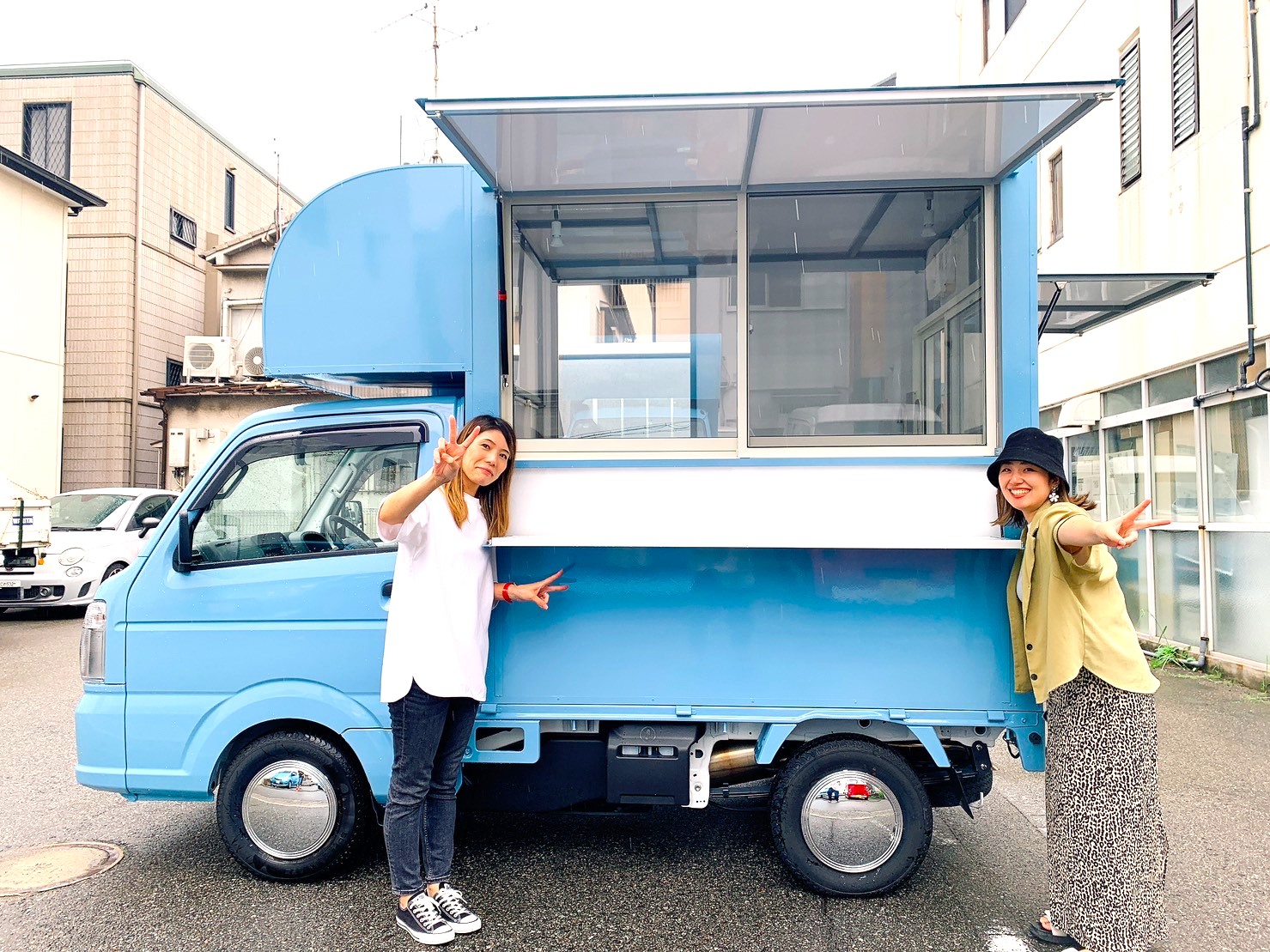 兵庫県のフランチャイズオーナー「Hoaloha」さんのキッチンカーの納車